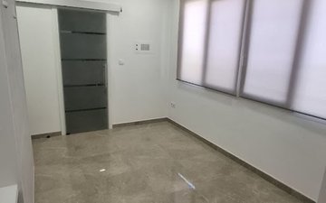 Property slide 21