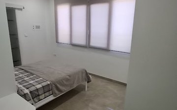 Property slide 22