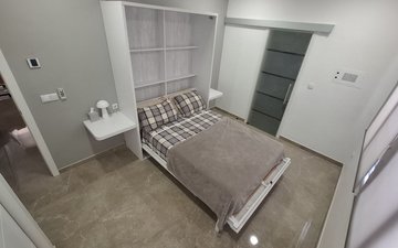 Property slide 24