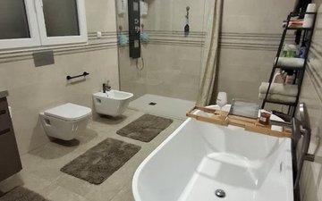 Property slide 50