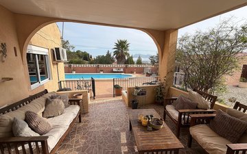 Property slide 10