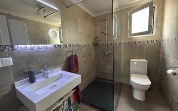Property slide 48