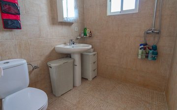Property slide 38