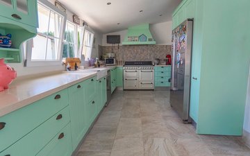 Property slide 31