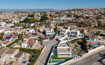 Property slide 32