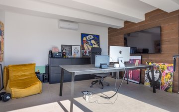 Property slide 15