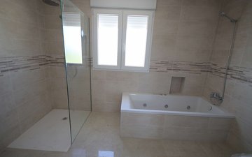 Property slide 24