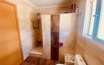 Property slide 40