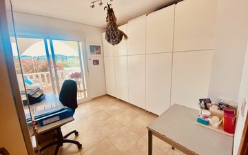 Property slide 41