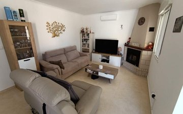 Property slide 16