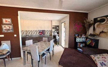 Property slide 14