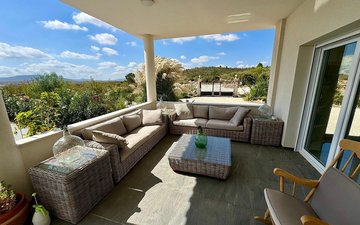 Property slide 15