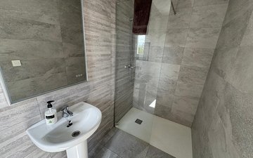 Property slide 20