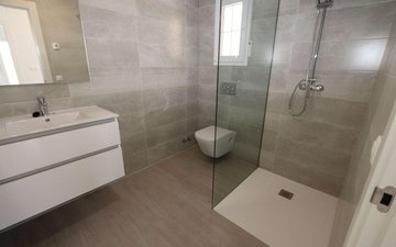 Property slide 19