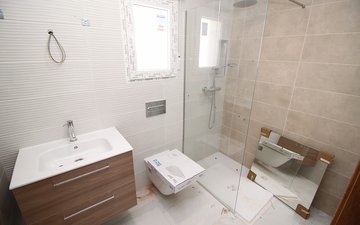 Property slide 14