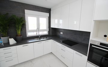 Property slide 25
