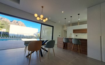 Property slide 10