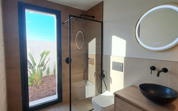 Property slide 18