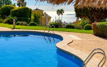 Property slide 10