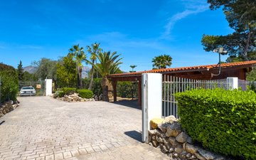 Property slide 14