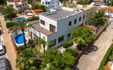 Property slide 4