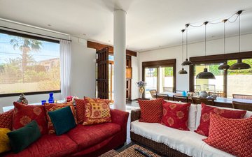 Property slide 21