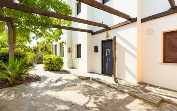 Property slide 10