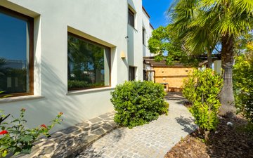 Property slide 11