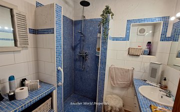 Property slide 20