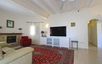 Property slide 16