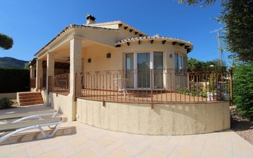 Property slide 18