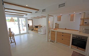 Property slide 14