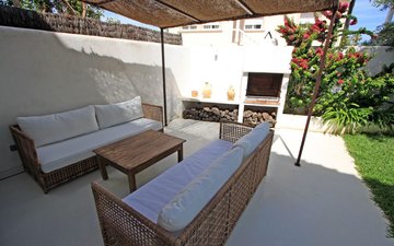Property slide 18