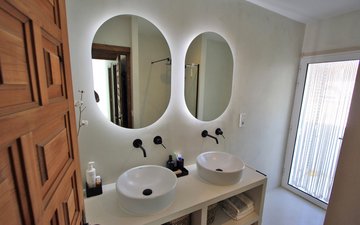 Property slide 31