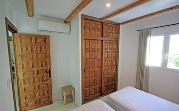 Property slide 35