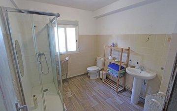 Property slide 22