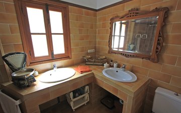 Property slide 20