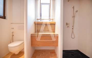 Property slide 31