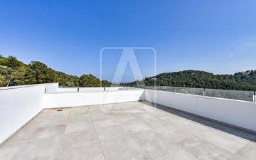 Property slide 47