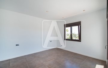 Property slide 30