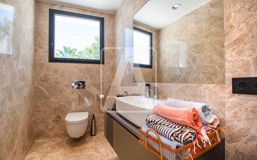 Property slide 31