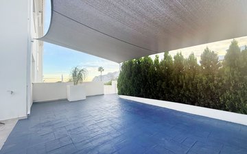 Property slide 15