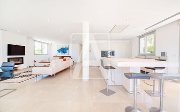Property slide 17