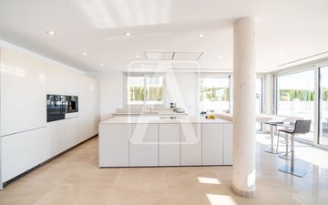 Property slide 18