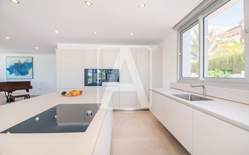 Property slide 20