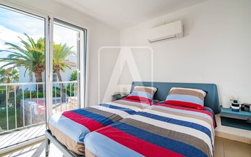 Property slide 33