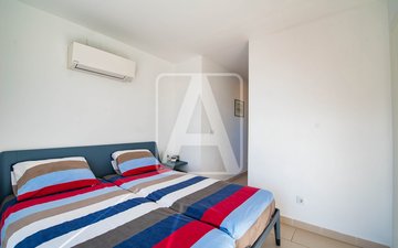 Property slide 34