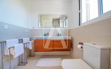 Property slide 36