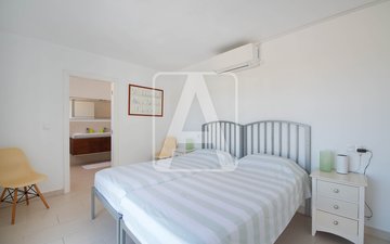 Property slide 39