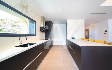 Property slide 16